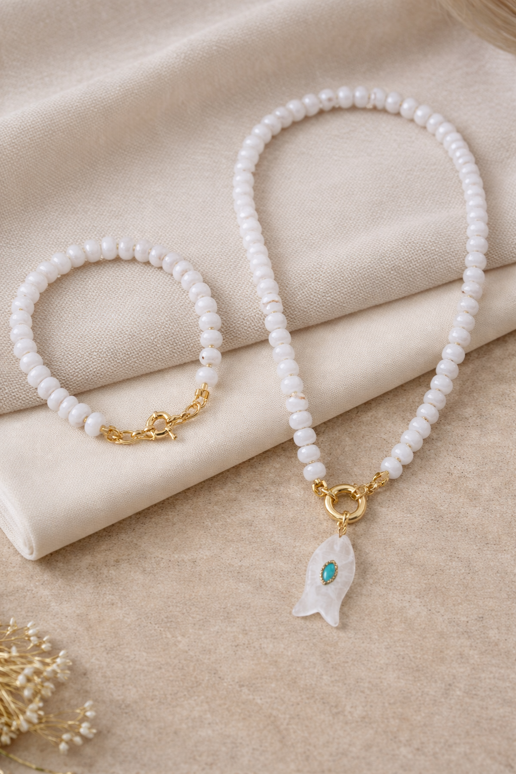 Collar Jade Blanco con Pez blanco + Pulsera
