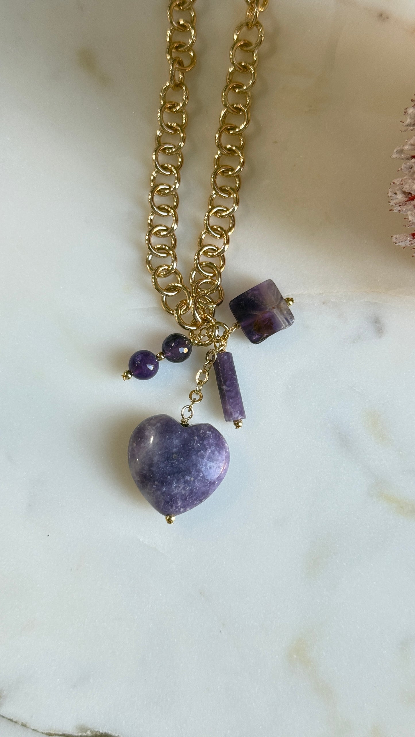 Cadena con Corazón de Amatista morado