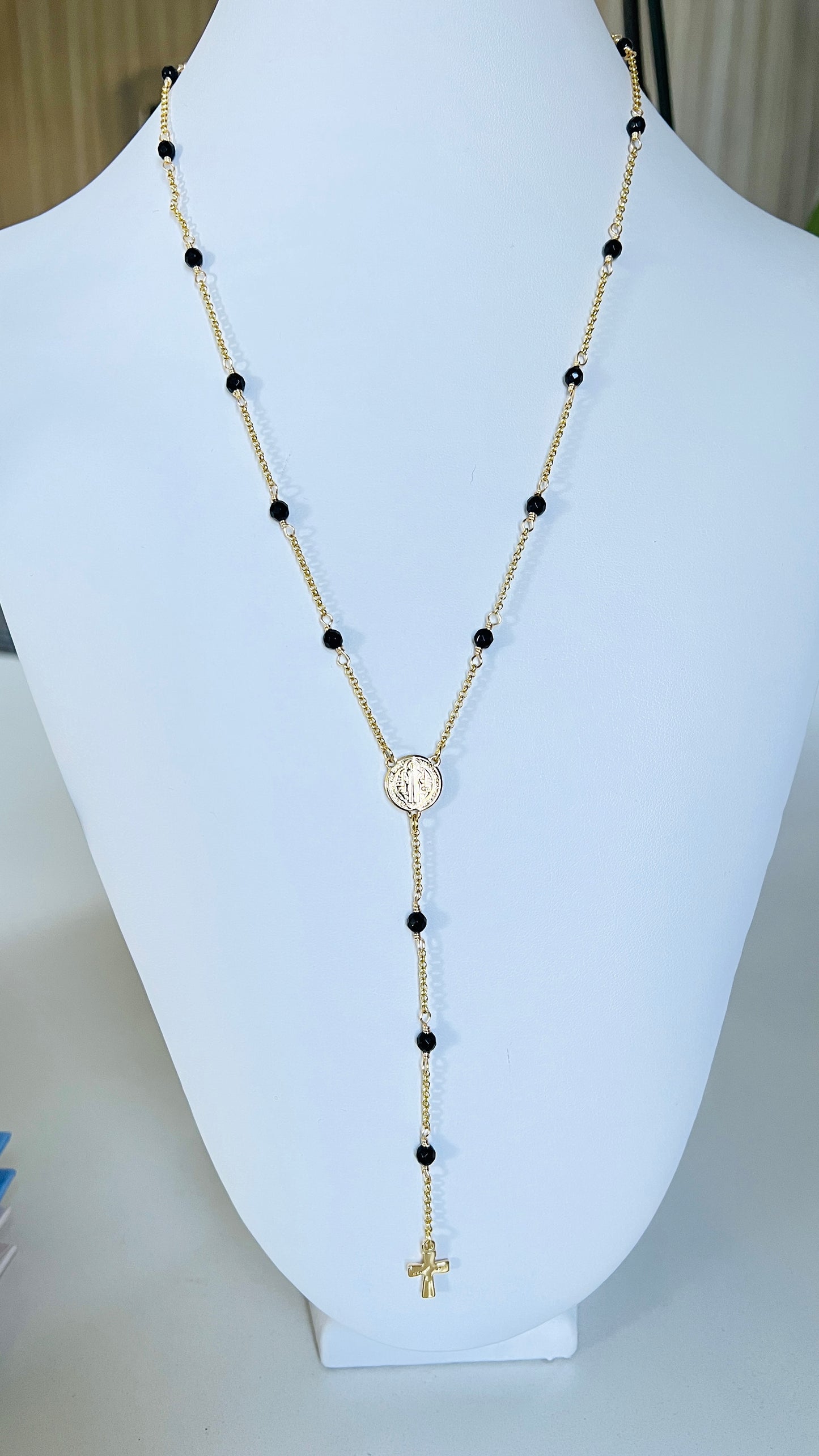 Collar Modelo Rosario Fino