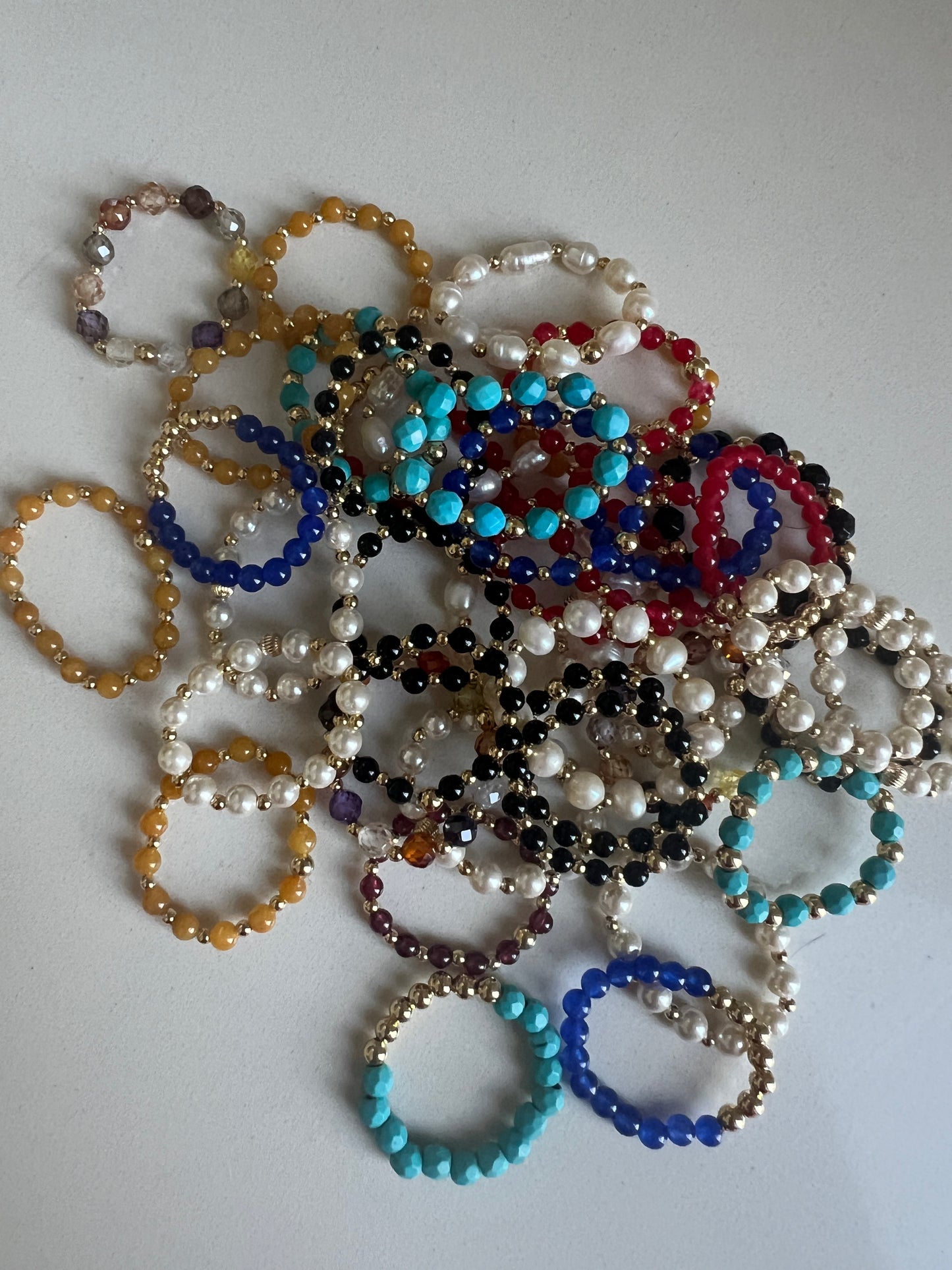 Anillos hechos a mano elásticos