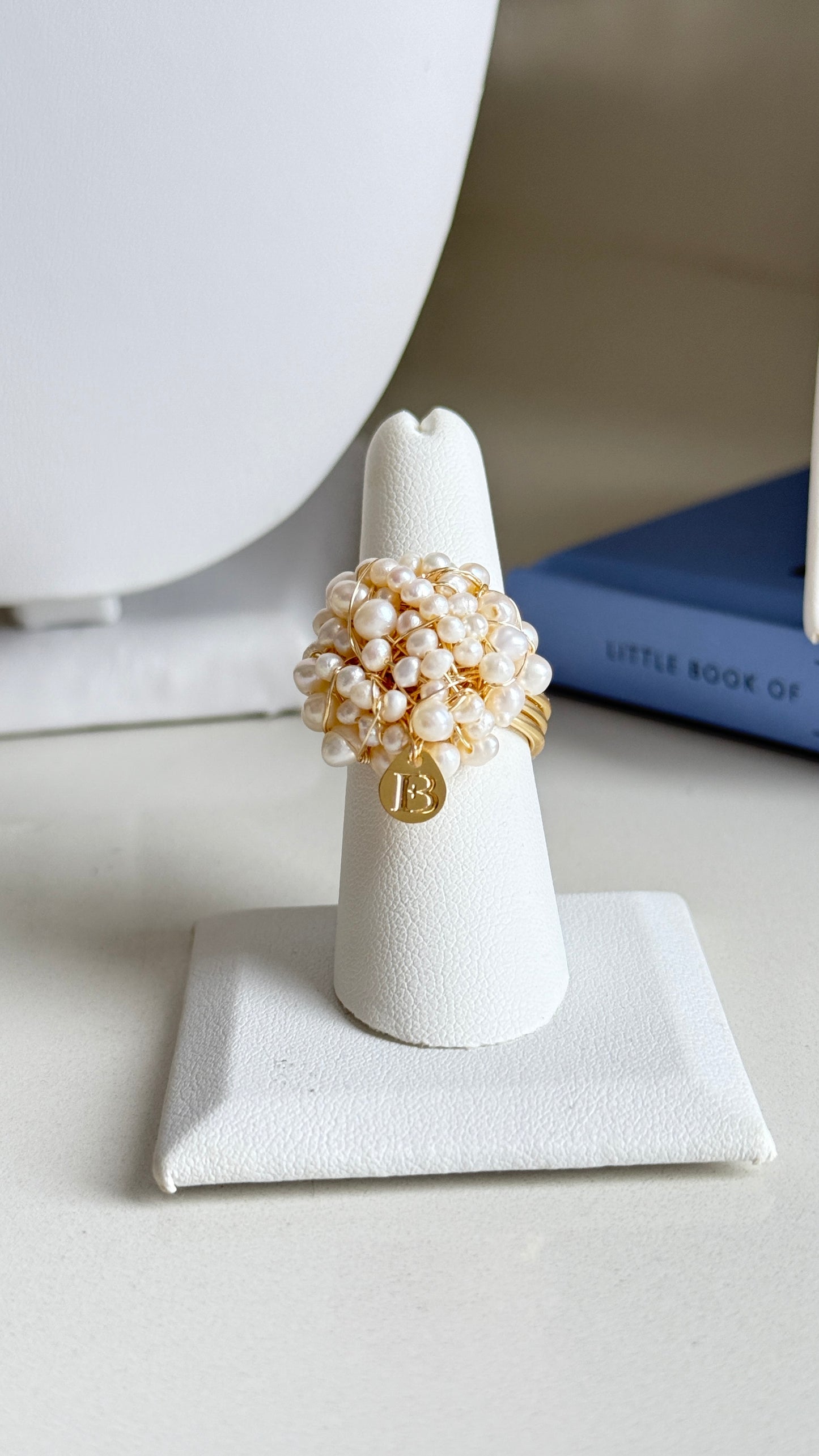 Anillo de Perlas hecho a mano Betania