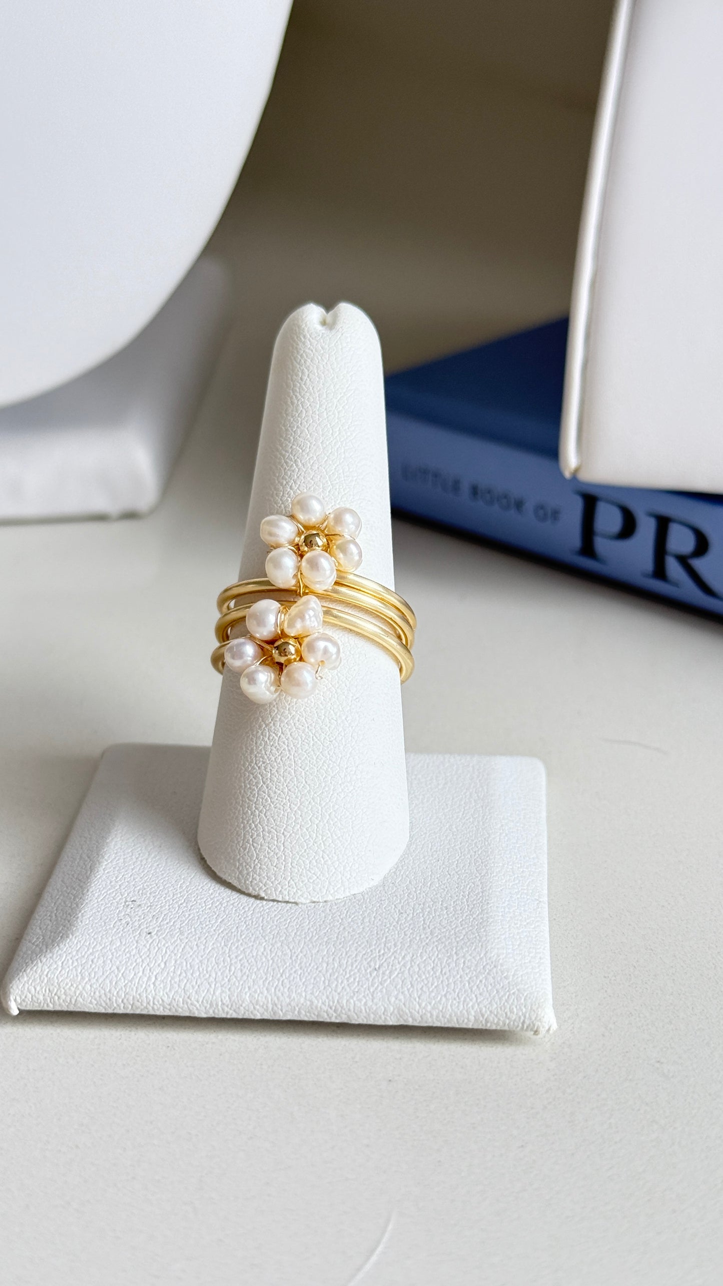 Anillo de Perlas hecho a mano Angelica