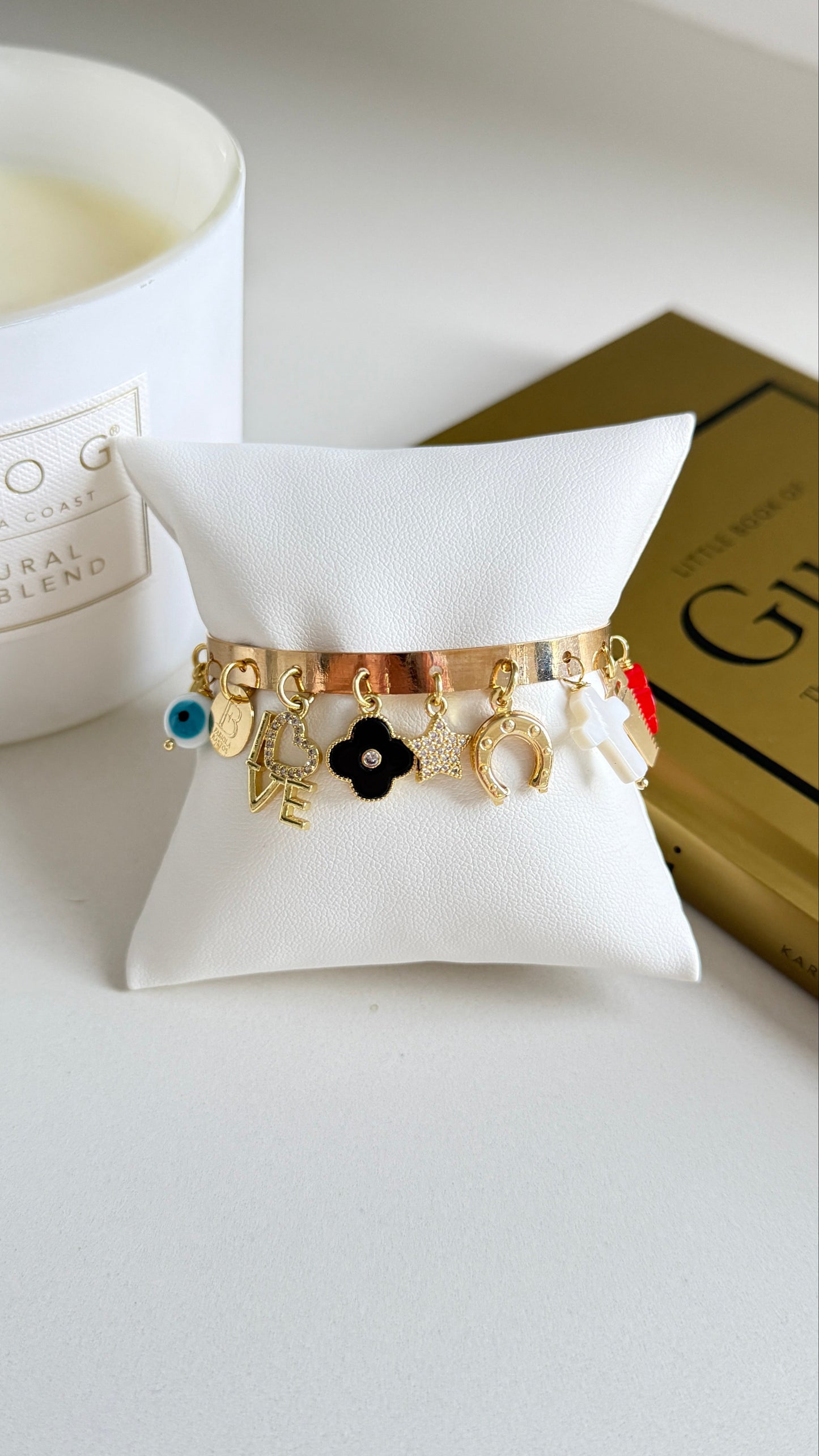 Pulsera multi charm