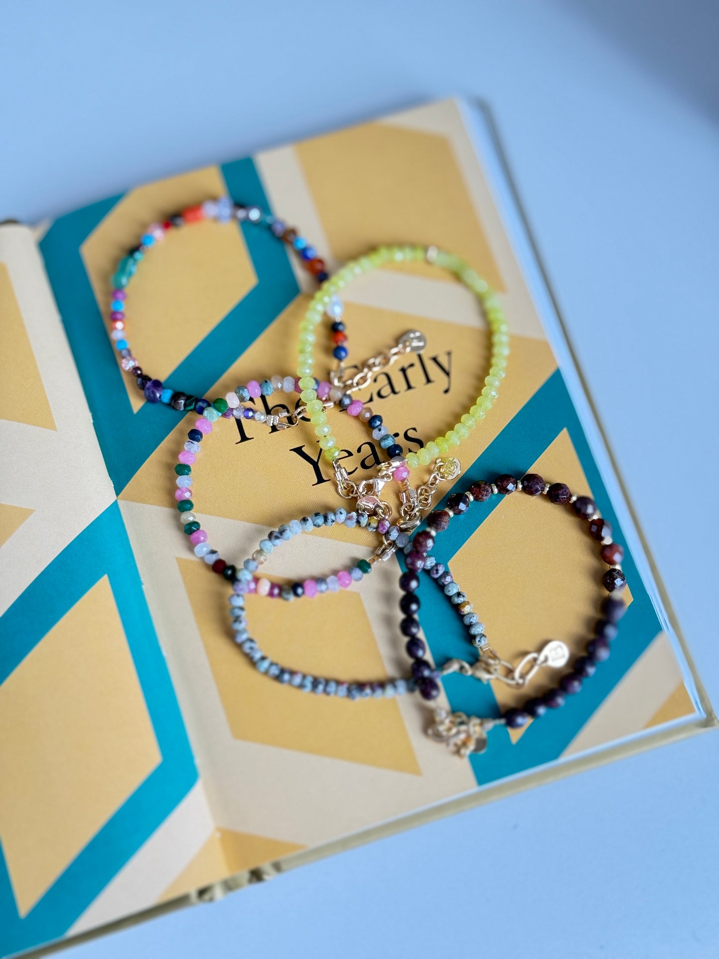 Set Pulseras 5 piezas multicolor!