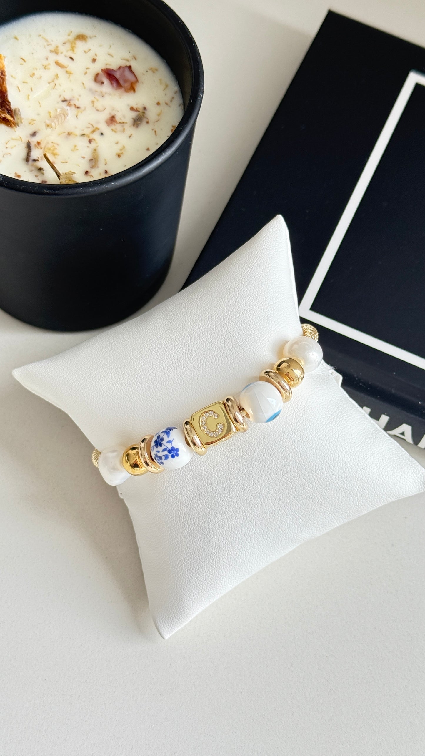 Pulsera aro con inicial