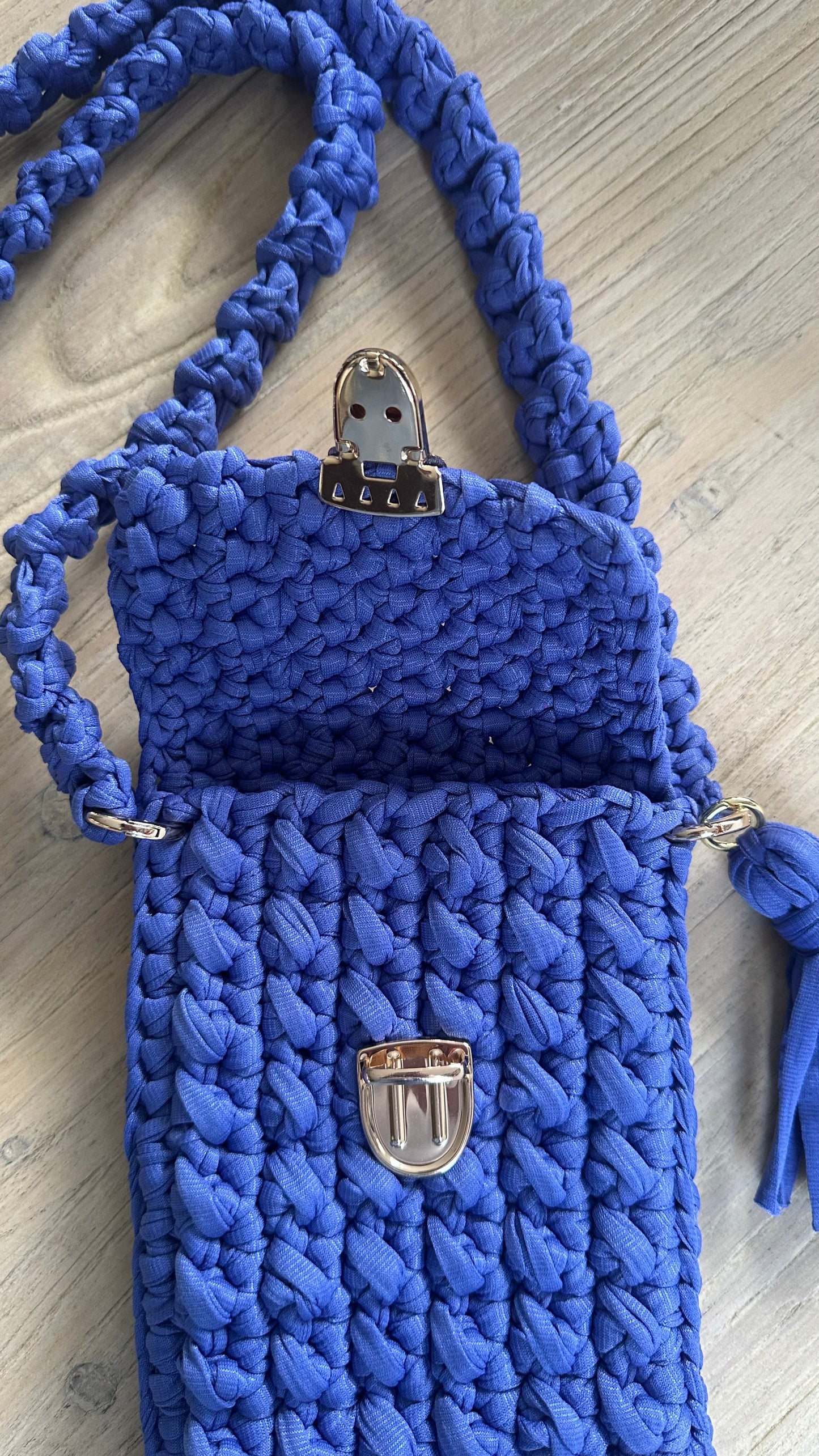 Crochet phone bag