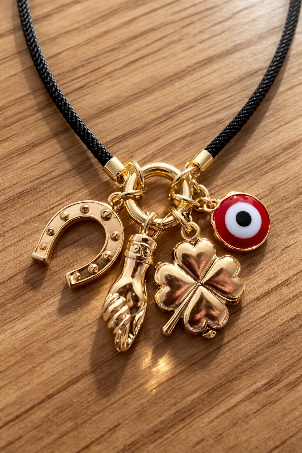 Collar ajustable dijes buena suerte