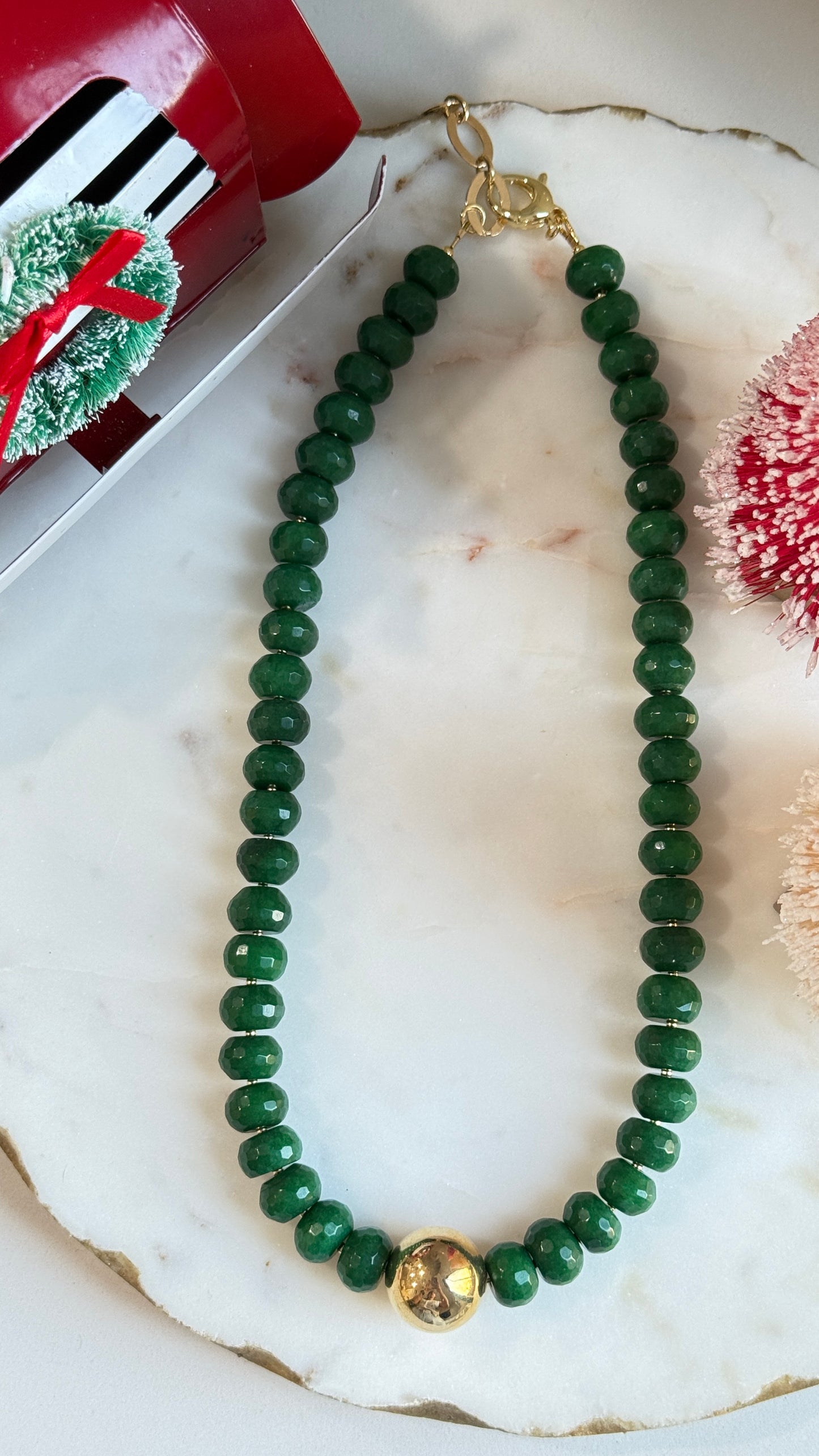 Collar Verde con dorado