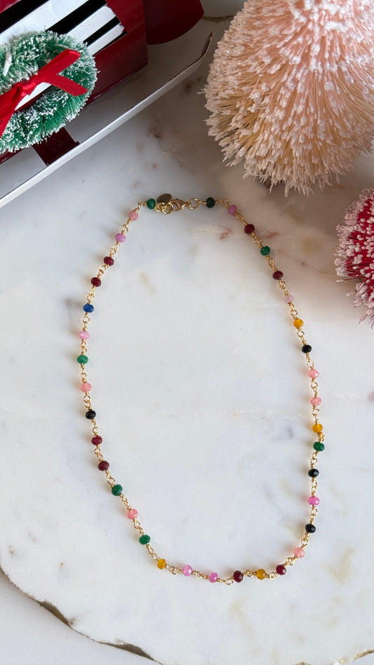 Collar cadena y piedras de colores