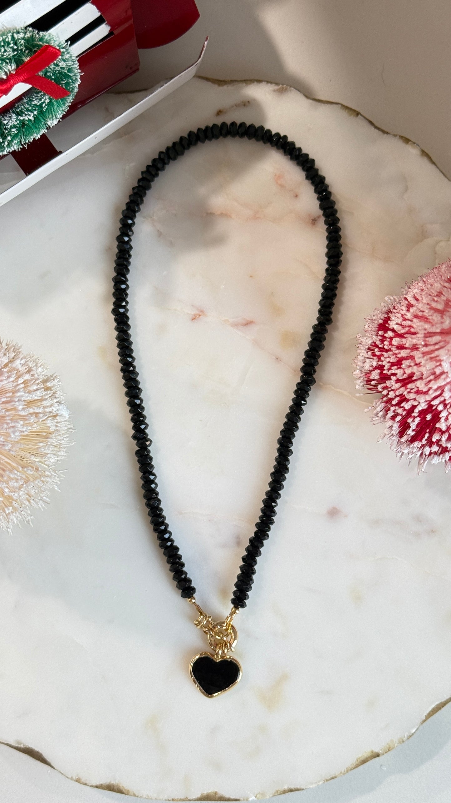 Collar negro Onix Estrella y Corazón