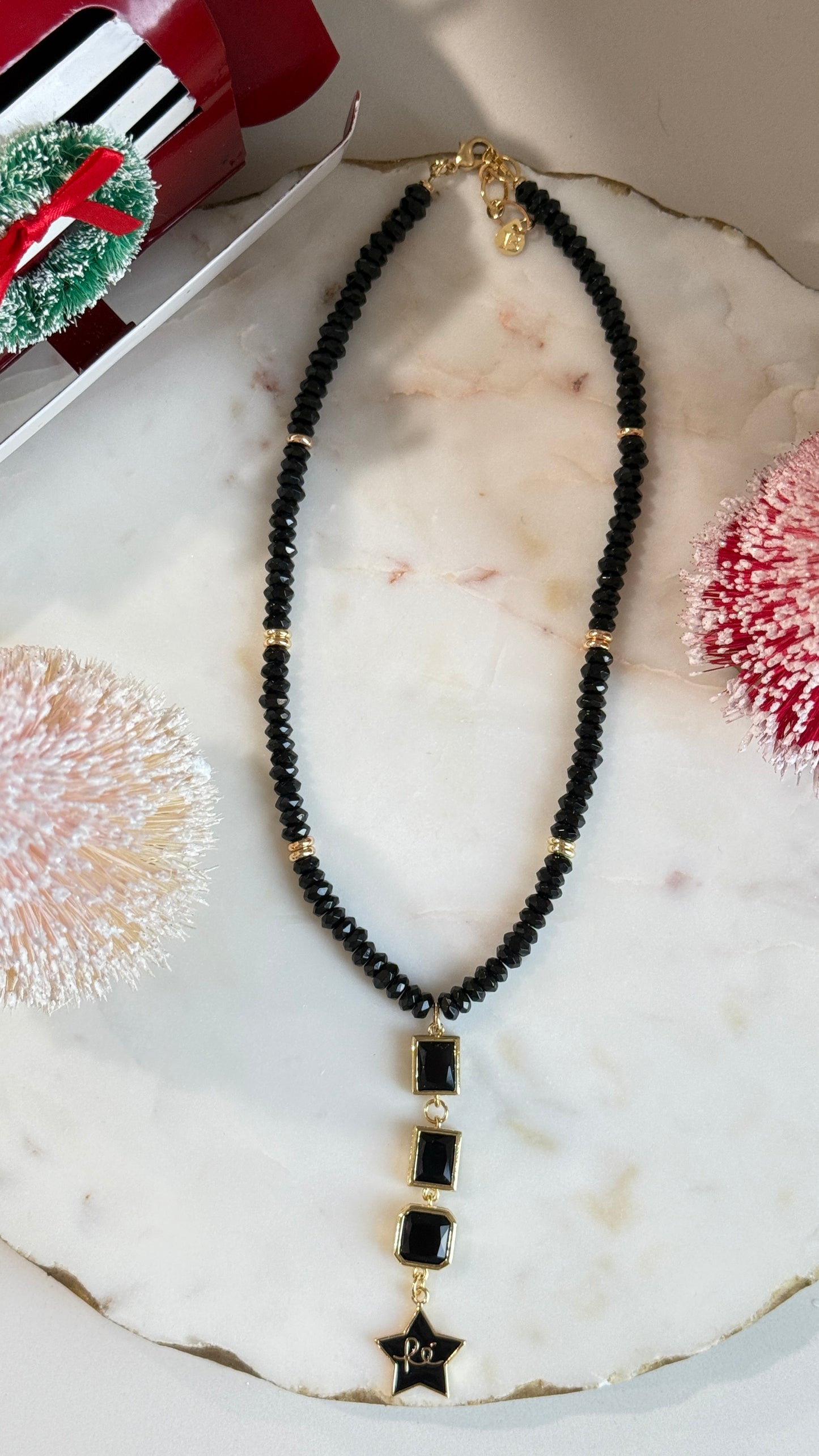 Collar negro Onix Estrella y Corazón