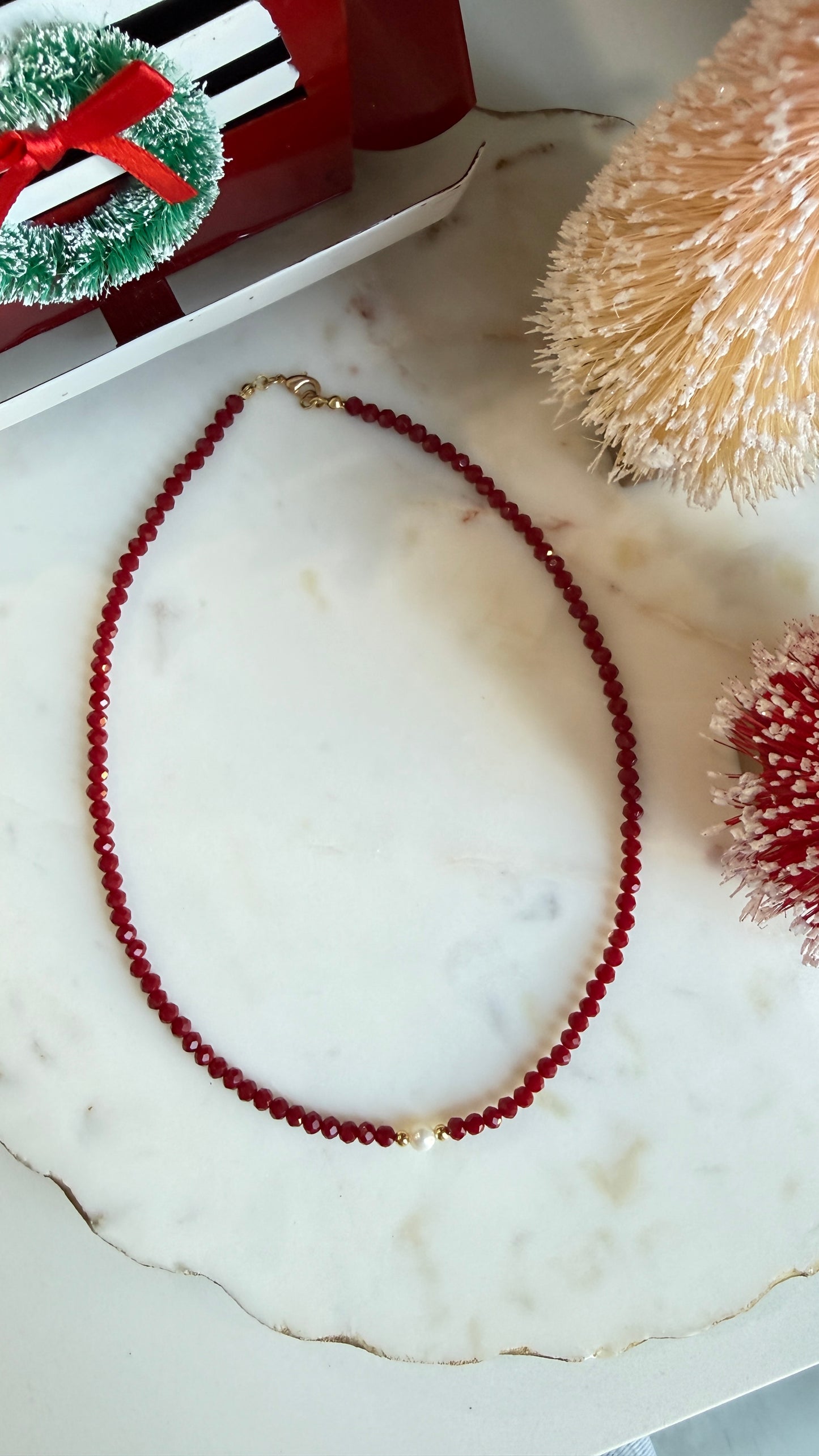 Collar Rojo mini perla