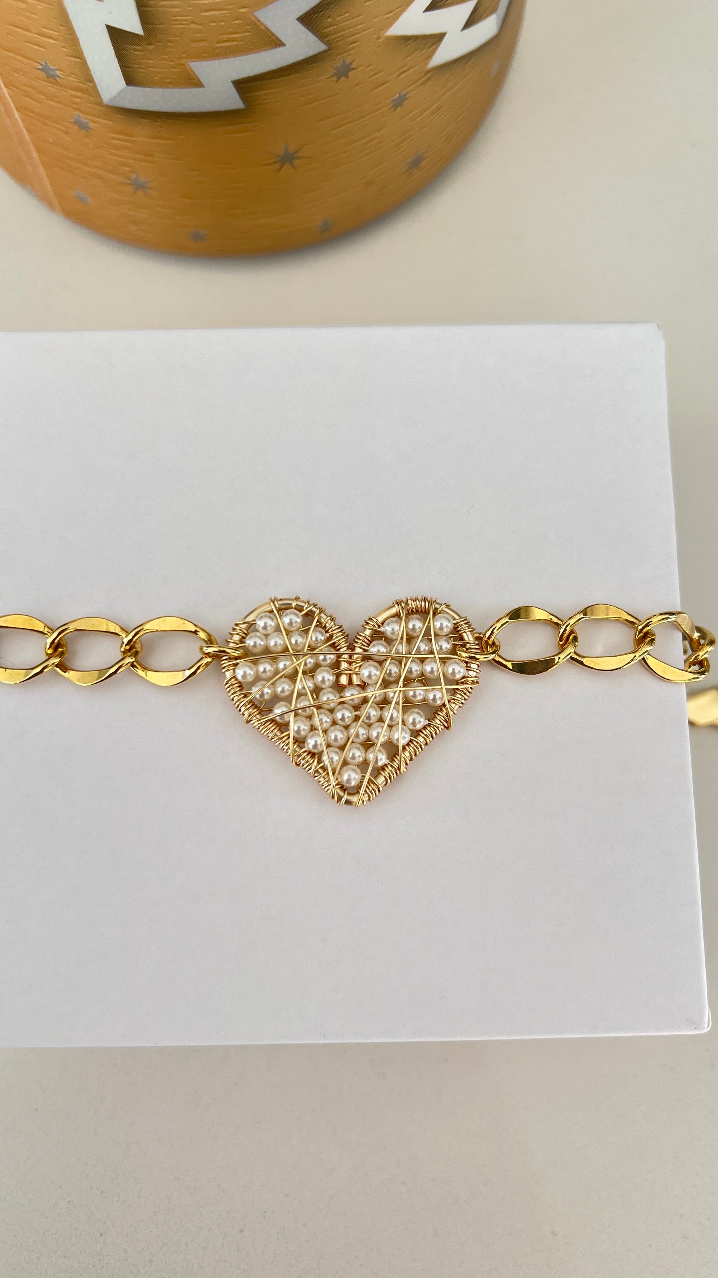 Pulsera corazon hecho a mano