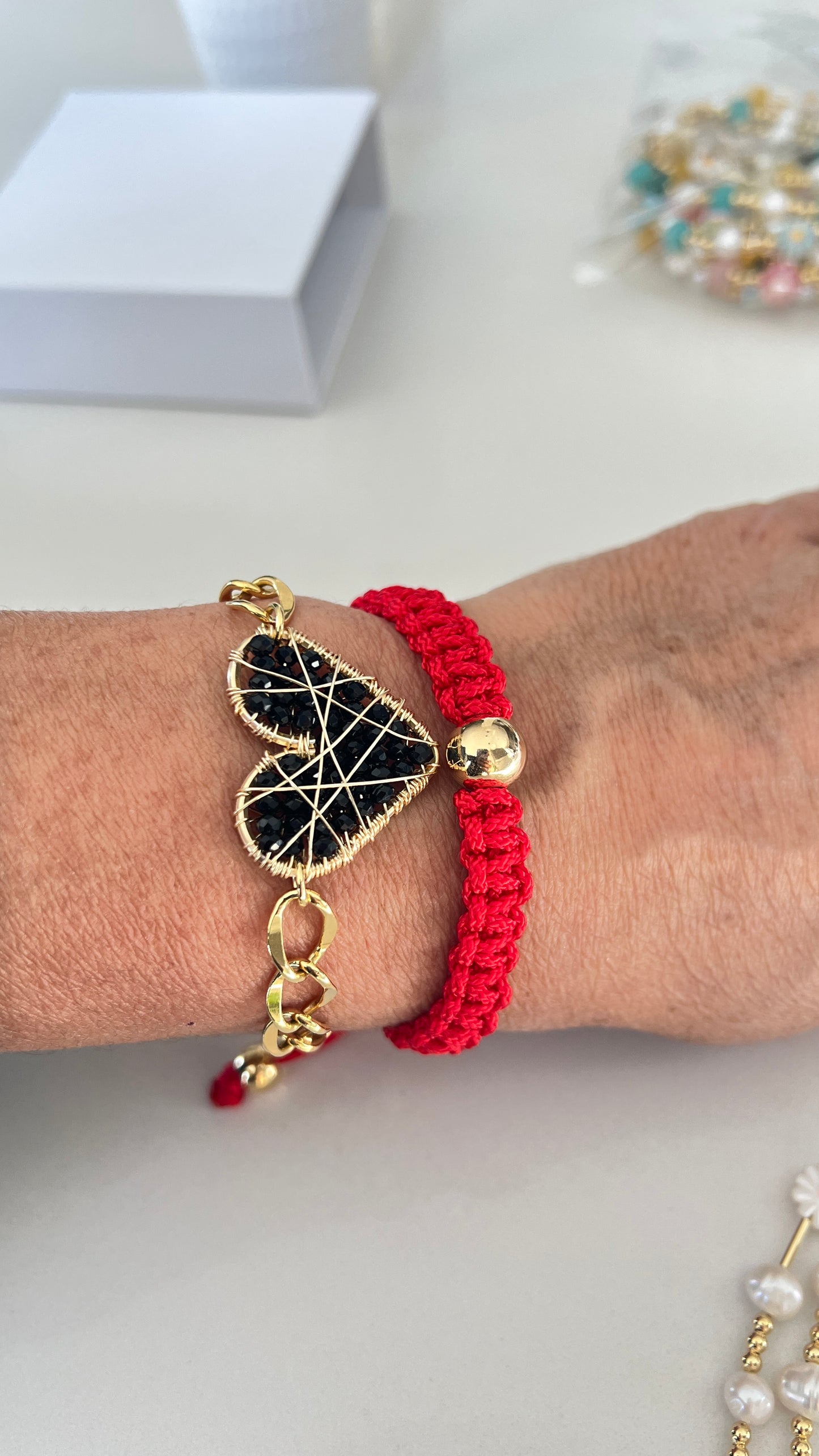 Pulsera corazon hecho a mano