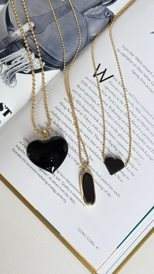 Collar Dije Negro