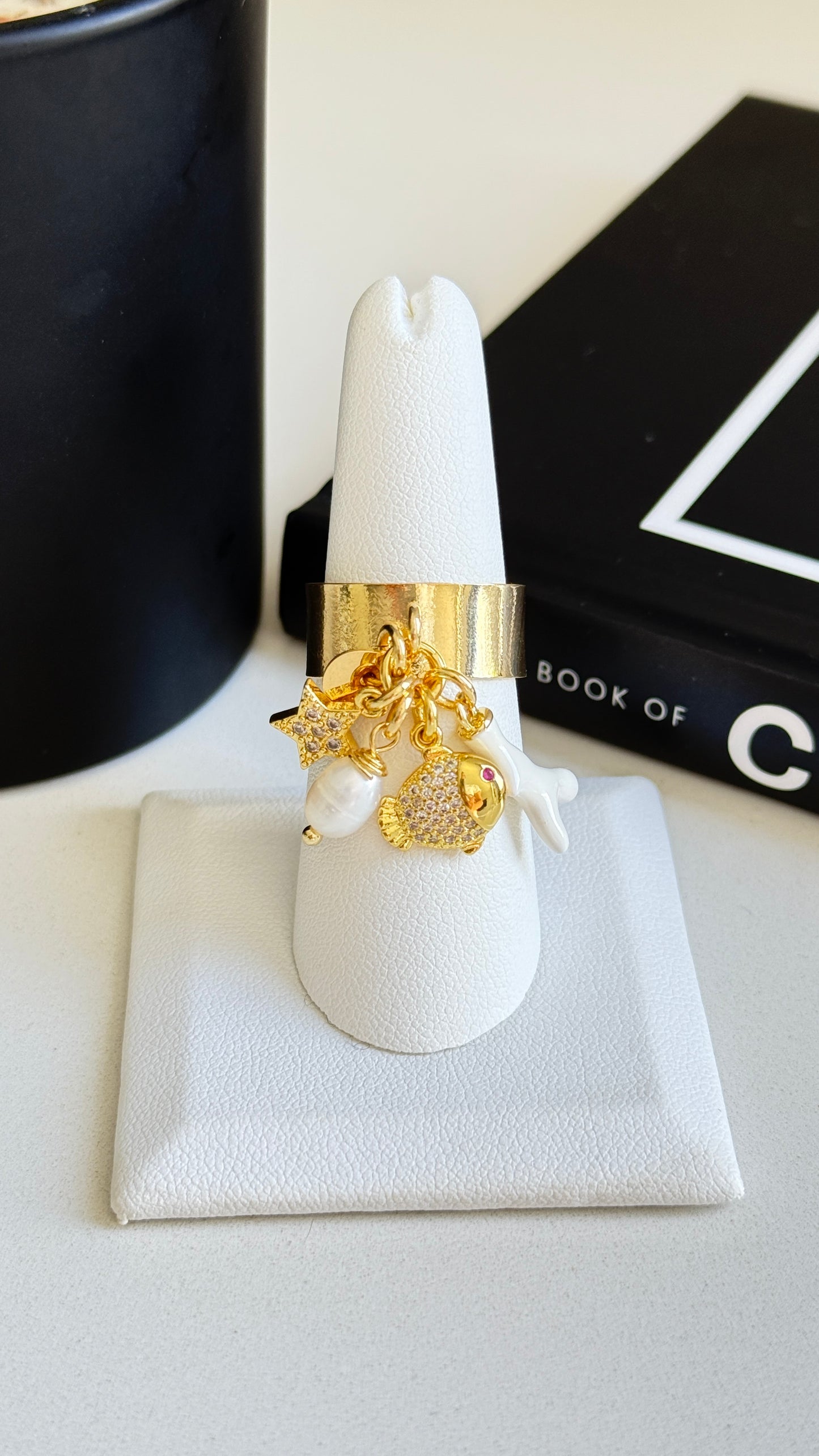 Anillo Hecho a Mano Blanco